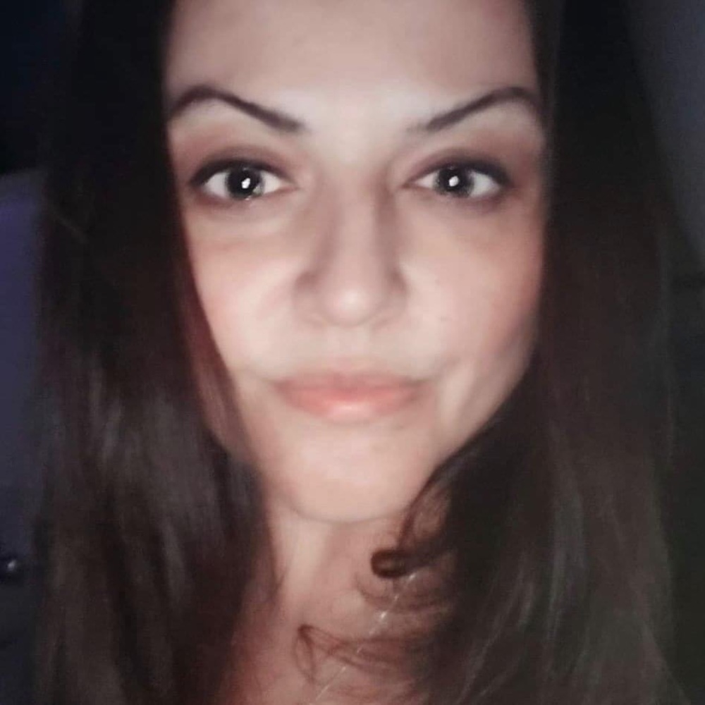 Meet your Posher, Andrea